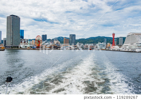Kobe Port on a clear day - Meriken Park as seen from a sightseeing boat 119289267
