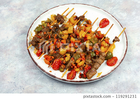 Traditional Turkish grilled lamb shish kebab or kebap 119291231