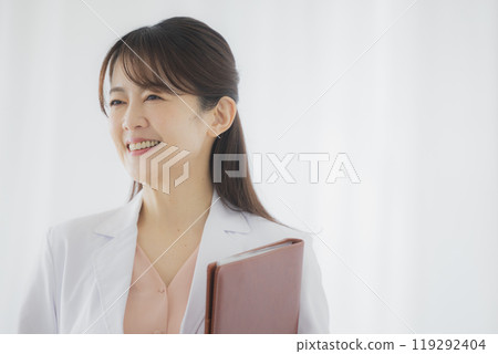 女醫生 119292404
