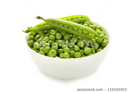 Green pea in bowl isolated on white background. Organic fresh vegetables. Healthy eating. 119293952