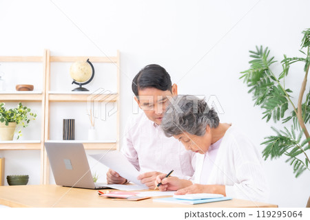 Parent and child end of life planning: mother, son 119295064