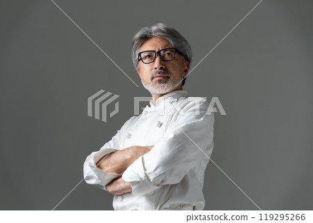 Chef cook senior man 119295266