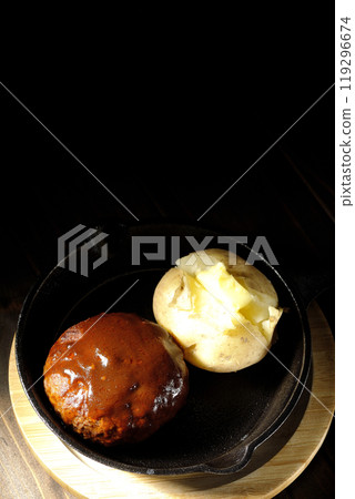 漢堡和馬鈴薯奶油 漢堡和馬鈴薯奶油 119296674