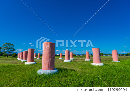 Kashihara City, Nara Prefecture, Fujiwara Palace Site, Reconstructed columns at the south gate of Chodoin 119299094