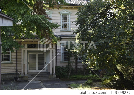 Former site of Takahashi Clinic (Namekawa City, Toyama Prefecture) Former site of Takahashi Clinic (Namekawa City, Toyama Prefecture) 119299272