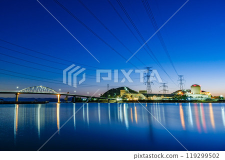 Night view of Kansai Electric Power's Mihama Power Station Night view of Kansai Electric Power's Mihama Power Station 119299502