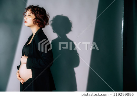 年輕新娘拍孕婦照 119299896