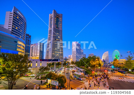 日本橫濱城市景觀,十月。櫻木町站、YOKOHAMA AIR CABIN 櫻木町站、港未來... 日本橫濱城市景觀,十月。櫻木町站、YOKOHAMA AIR CABIN 櫻木町站、港未來... 119304568