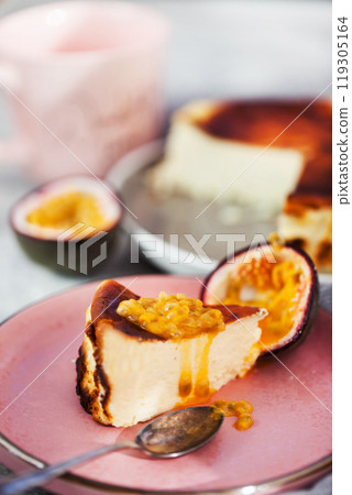 San Sebastian Burnt Basque cheesecake 119305164