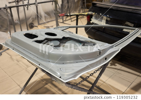 Automotive Panel Preparation in the Spray Booth is vital for achieving optimal results 119305232