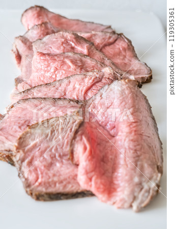 Sliced roast beef 119305361