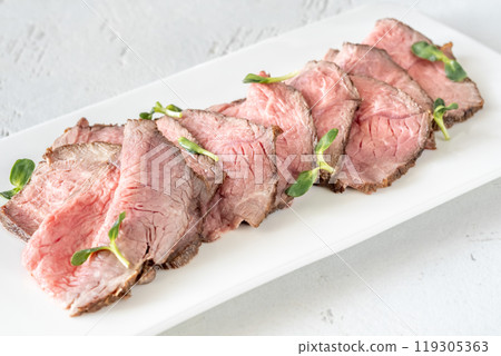 Sliced roast beef 119305363