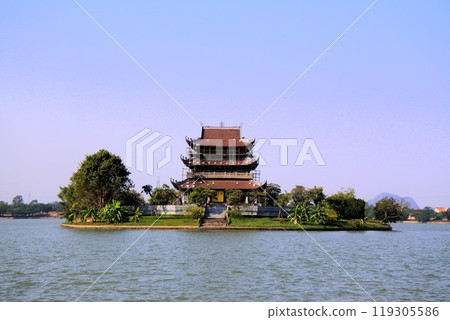 Chua Vang floating temple in Ninh Binh, Vietnam 119305586