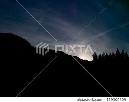 Night view of the beautiful half dome at Yosemite National Park Night view of the beautiful half dome at Yosemite National Park 119306809