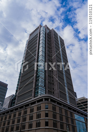 東京站丸之內2號出口風景 119310121