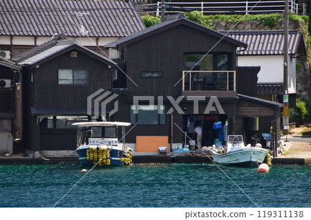 Ine-no-ya (Kyoto Prefecture Yosa-gun Ine-cho) 119311138