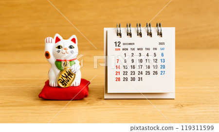 December 2025 calendar and beckoning cat Japanese lucky day calendar image material December 2025 calendar and beckoning cat Japanese lucky day calendar image material 119311599