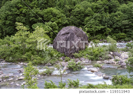 白山手取川地質公園百萬岩 白山手取川地質公園百萬岩 119311943