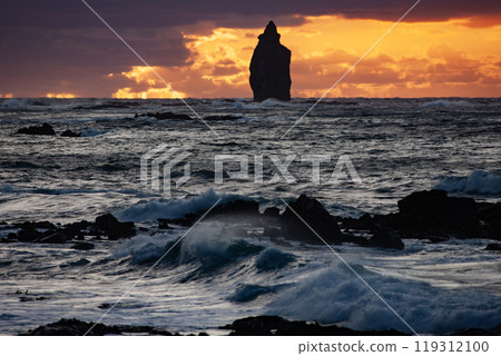 Kamui Rock, the symbol of Cape Kamui on the Shakotan Peninsula Kamui Rock, the symbol of Cape Kamui on the Shakotan Peninsula 119312100