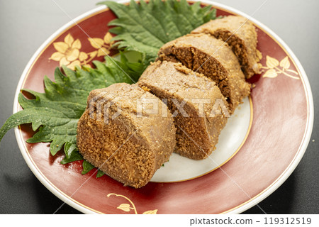 神奇的發酵食品:米糠醃河豚 神奇的發酵食品:米糠醃河豚 119312519