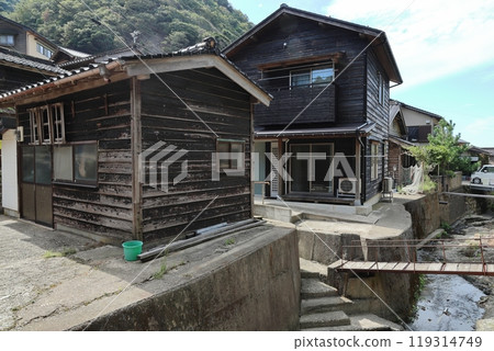 Takuhi Benzaiten Shrine and the surrounding area [Takeno-cho, Toyooka City, Hyogo Prefecture] 119314749