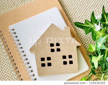 My Home (miniature house and notebook) My Home (miniature house and notebook) 119316381