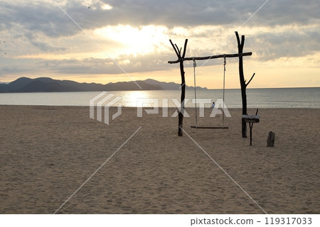 Yuhigaura [Hamazume, Amino-cho, Kyotango City, Kyoto Prefecture] 119317033