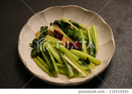 炒日本芥末菠菜 炒日本芥末菠菜 119318561