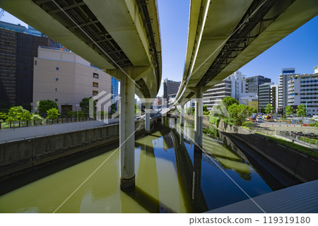 Traffic on the Metropolitan Expressway Central Circular Route around Kandabashi JCT 119319180