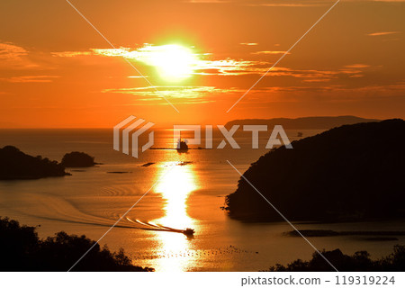 Evening scenery of Kujuku Island Evening scenery of Kujuku Island 119319224