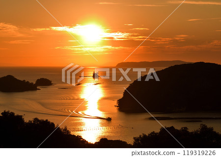 Evening scenery of Kujuku Island 119319226