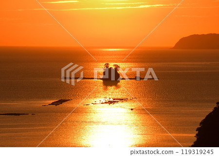 Evening scenery of Kujuku Island Evening scenery of Kujuku Island 119319245