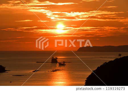 Evening scenery of Kujuku Island Evening scenery of Kujuku Island 119319273