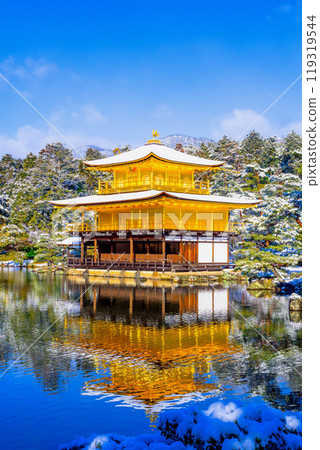 Kinkakuji Temple in the snow Kinkakuji Temple in the snow 119319544