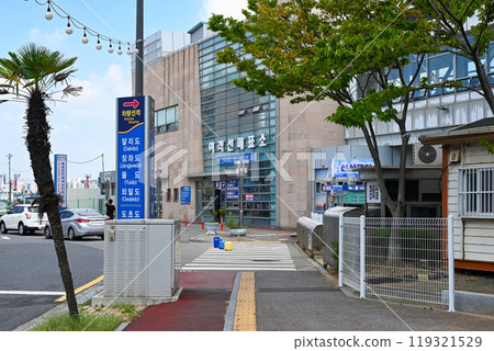 Mokpo Coastal Passenger Ship Terminal [Mokpo City, South Korea] 119321529
