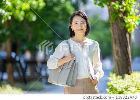 Business woman outdoors Business woman outdoors 119322470