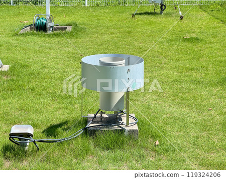 Rain gauge at the Osaka Regional Meteorological Observatory (Chuo-ku, Osaka) 119324206