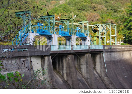 Gona Dam, Higashikagawa City, Kagawa Prefecture Gona Dam, Higashikagawa City, Kagawa Prefecture 119326918