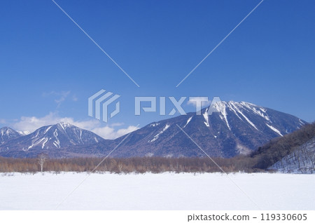 Odairogahara and Mt. Nantai and Mt. Omanako in winter 119330605
