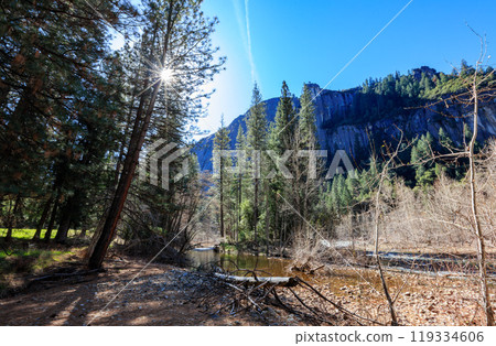 Sunny view of the river landscape in Yosemite National Park Sunny view of the river landscape in Yosemite National Park 119334606