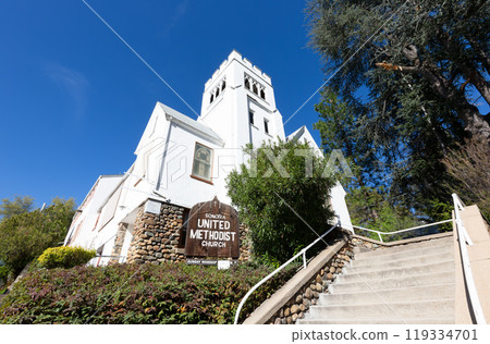 Sunny view of the Sonora United Methodist Church 119334701
