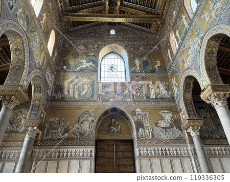 The cathedral is a World Heritage Site 119336305