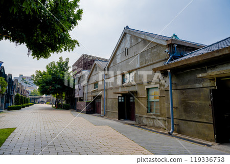 台灣台中文化部文化資產園區(台中文創園區) 119336758