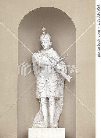 Statue on St. Stanislaus and St Ladislaus cathedral in Vilnius Statue on St. Stanislaus and St Ladislaus cathedral in Vilnius 119336954