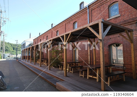 Maizuru Red Brick Park and Maritime Self-Defense Force Ships (Maizuru Bay) / [Maizuru City, Kyoto Prefecture] 119340604