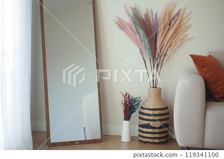 Explore stylish home decor like a stunning mirror and elegant dried flowers to enhance your space Explore stylish home decor like a stunning mirror and elegant dried flowers to enhance your space 119341100