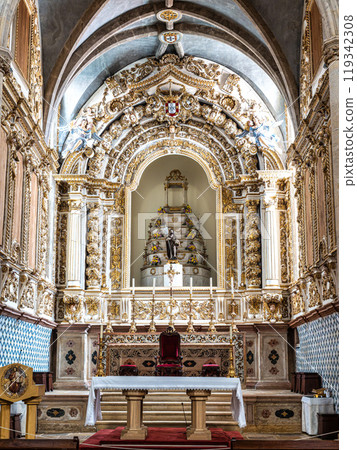 Interior of the Igreja de Sao Joao Baptista church at the Praca da Republica square in Tomar, Portugal Interior of the Igreja de Sao Joao Baptista church at the Praca da Republica square in Tomar, Portugal 119342308