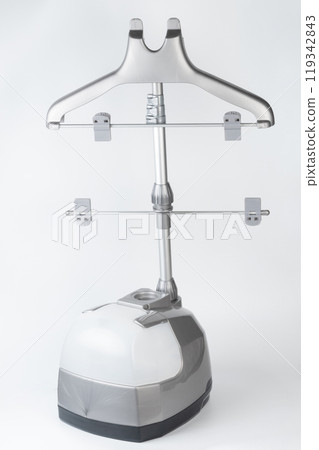 Plastic steamer perspective view 119342843