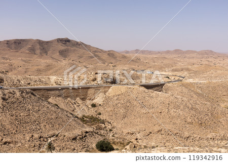 hot day in the Sahara desert 119342916