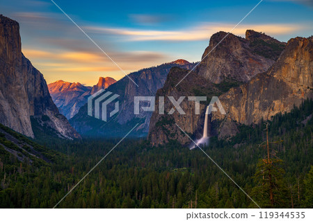 Yosemite Valley and Bridalveil Fall at sunset from tunnel view, California Yosemite Valley and Bridalveil Fall at sunset from tunnel view, California 119344535